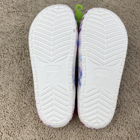 Crocs Classic Cozy Sandals Tie Dye Garnet Slip On Warm Fuzzy Unisex M10 W12 NWT - Picture 8 of 10